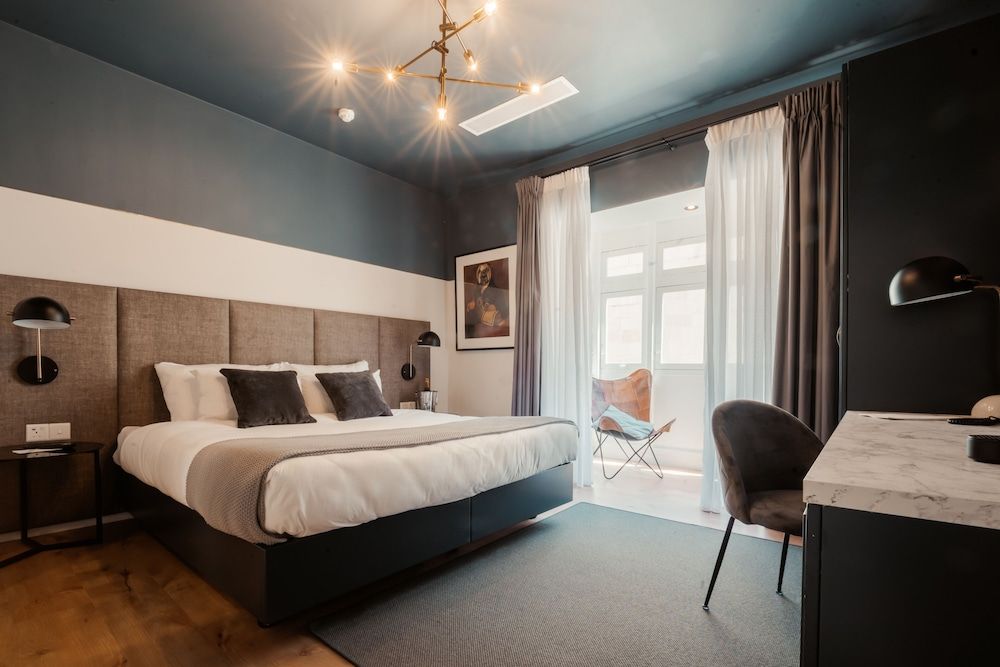 The Barrister Deluxe Double or Twin Room (with Maltese Balcony)