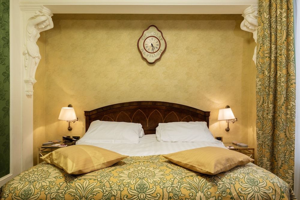 Art Hotel Orologio Classic Double or Twin Room