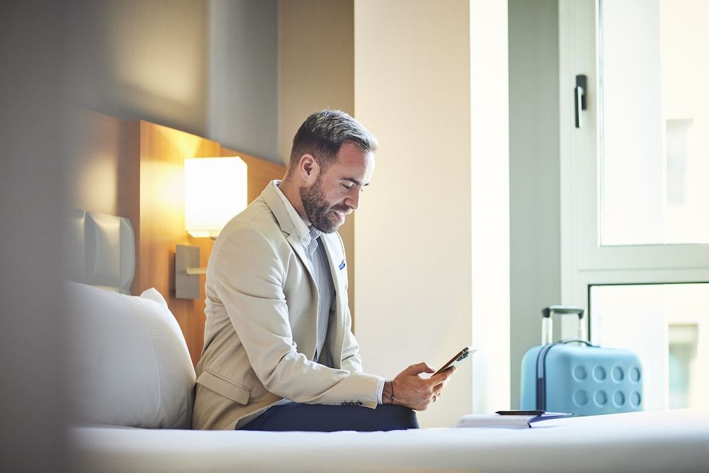 Barcelona Century Hotel Standard Twin Room