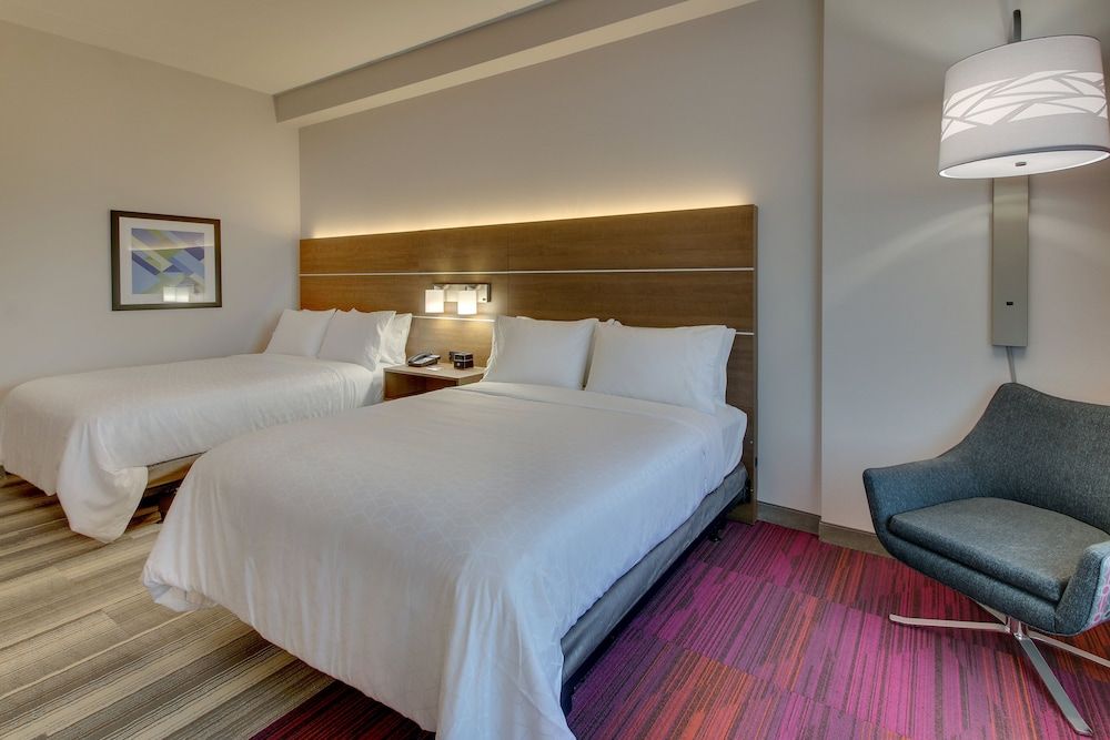 Standard Room, 2 Queen Beds, Accessible (Mobility, Accessible Tub)