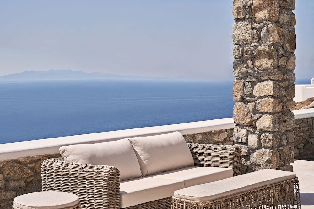 undefined Katikies Villas Mykonos 7