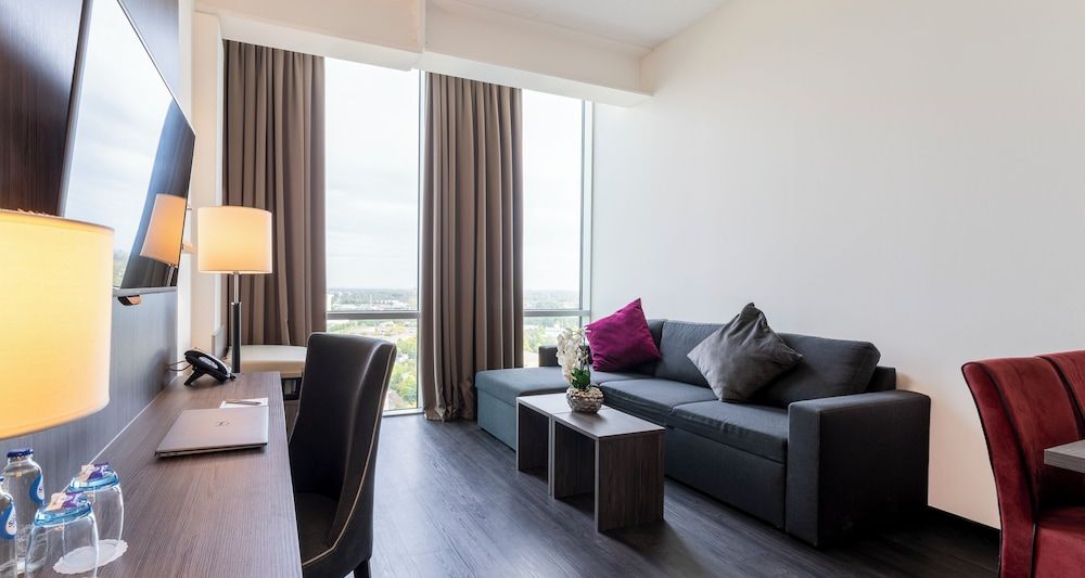 PLAZA Premium Almere Superior Apartment 2