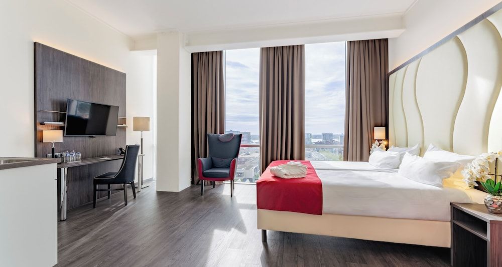 PLAZA Premium Almere Superior Studio 4