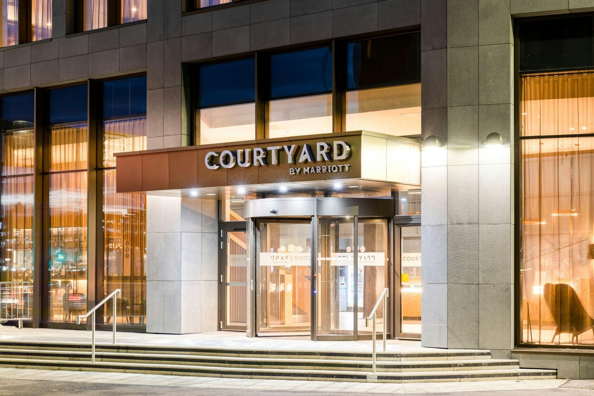 undefined Courtyard by Marriott Glasgow SEC 5