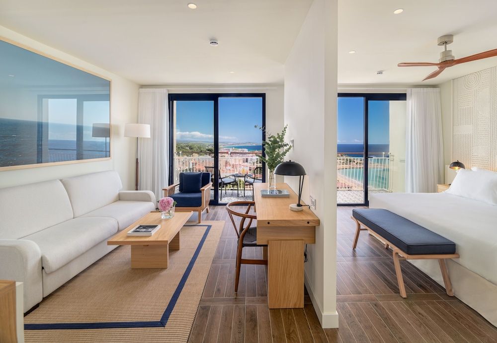 H10 Imperial Tarraco Suite Imperial Tarraco (3 adults) 11