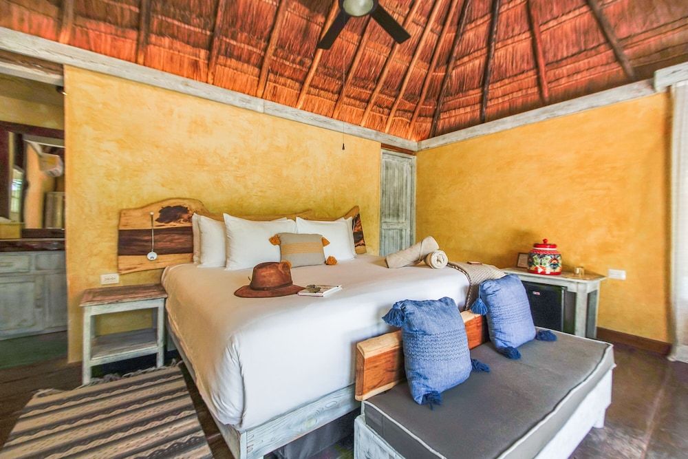 Villa Pescadores Tulum Room, 1 King Bed, Garden View 4