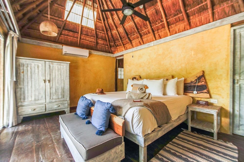 Villa Pescadores Tulum Room, 1 King Bed, Garden View 3