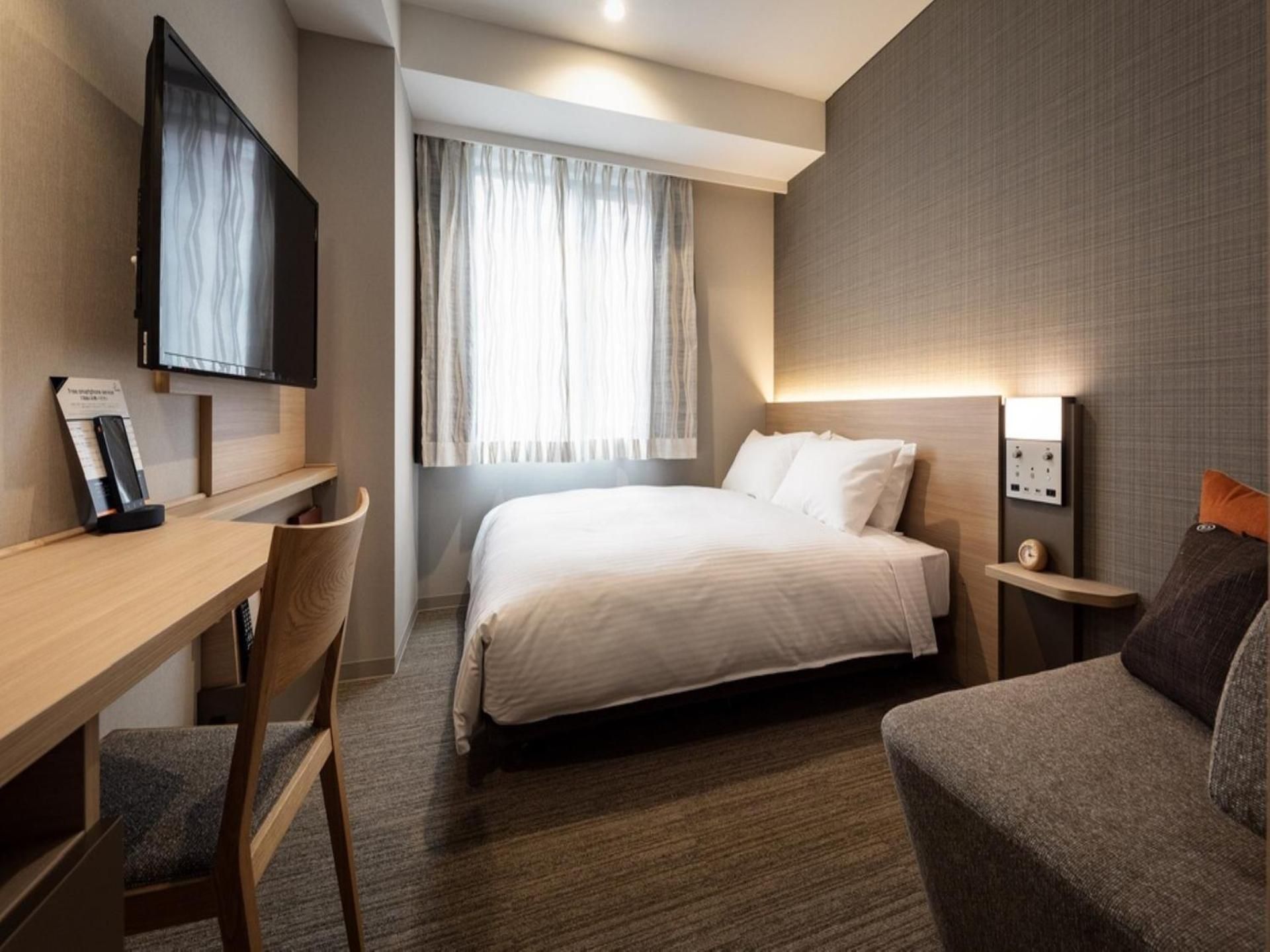 Double Room with Rain Shower - Non-Smoking