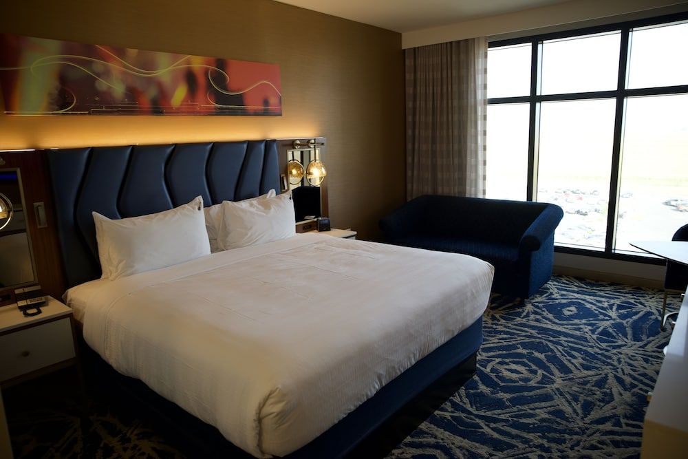Hard Rock Hotel & Casino Sacramento Deluxe Room, 1 King Bed 2