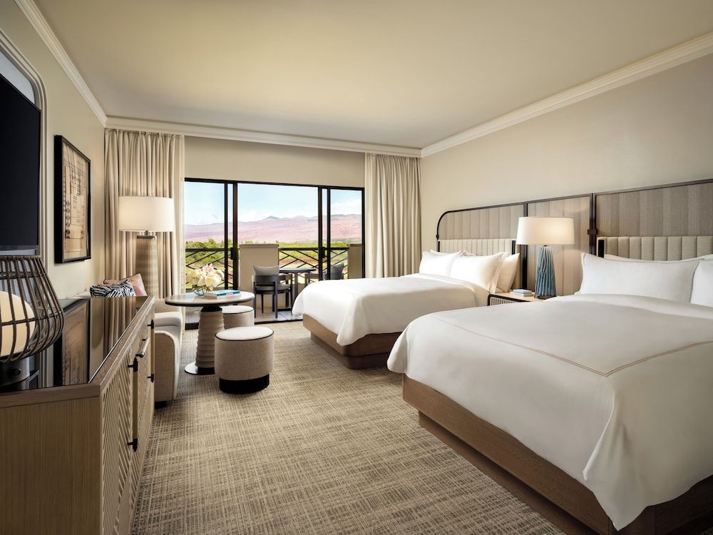 Fairmont Gold, 2 Queens, Premium Ocean View, Gold Lounge Access (Newly Renovated)