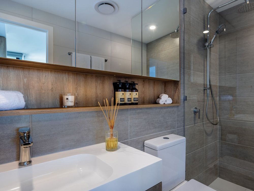 The Star Residences Gold Coast 2 Bedroom 2 Bathroom Ocean View Apartment (No Housekeeping) 5