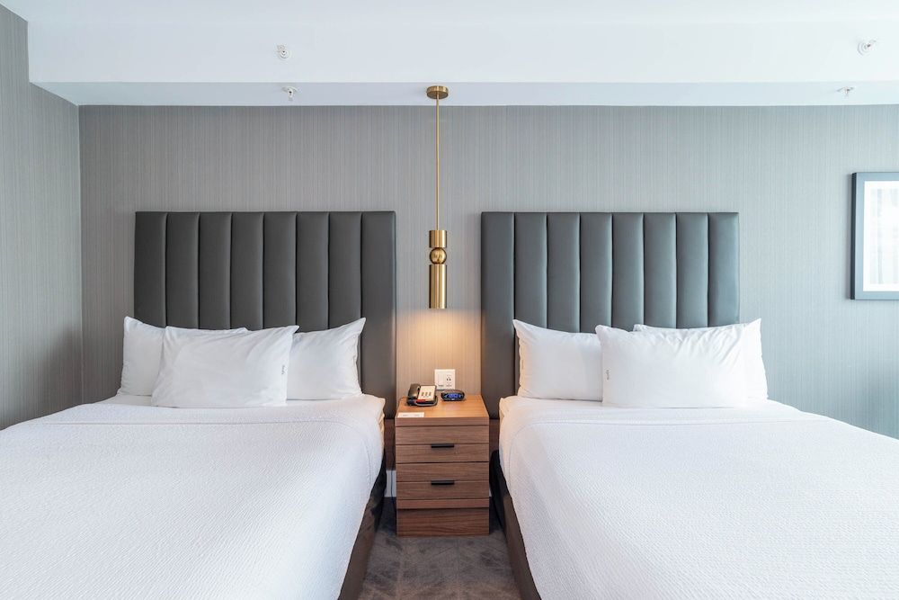 Sandman Signature Sherwood Park Hotel Standard Room, 2 Queen Beds