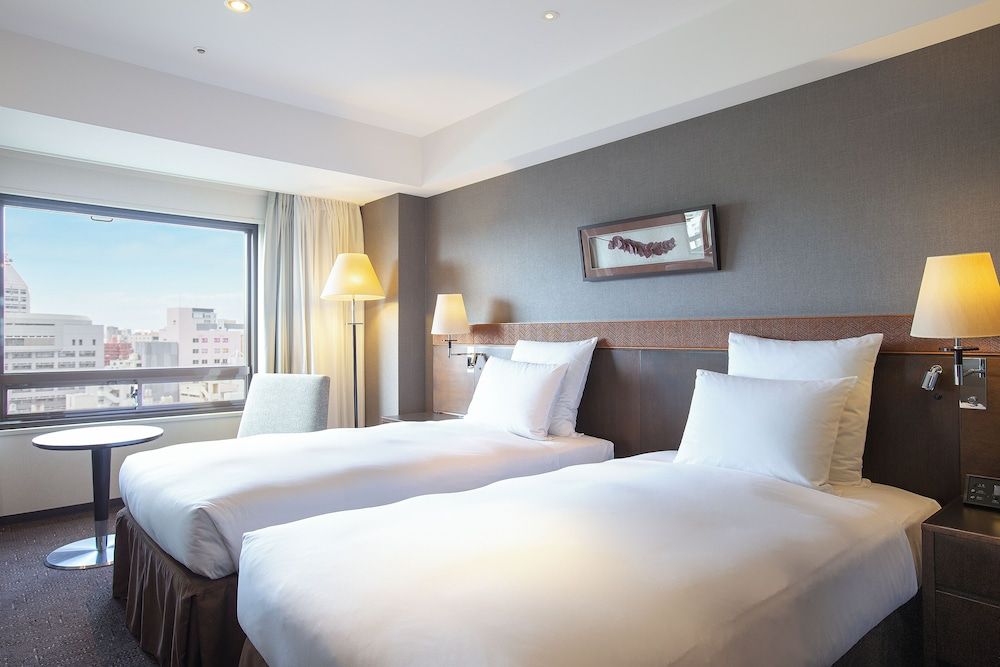 Club Superior Twin Room, Non Smoking (2 Single Beds, with Lounge Access)