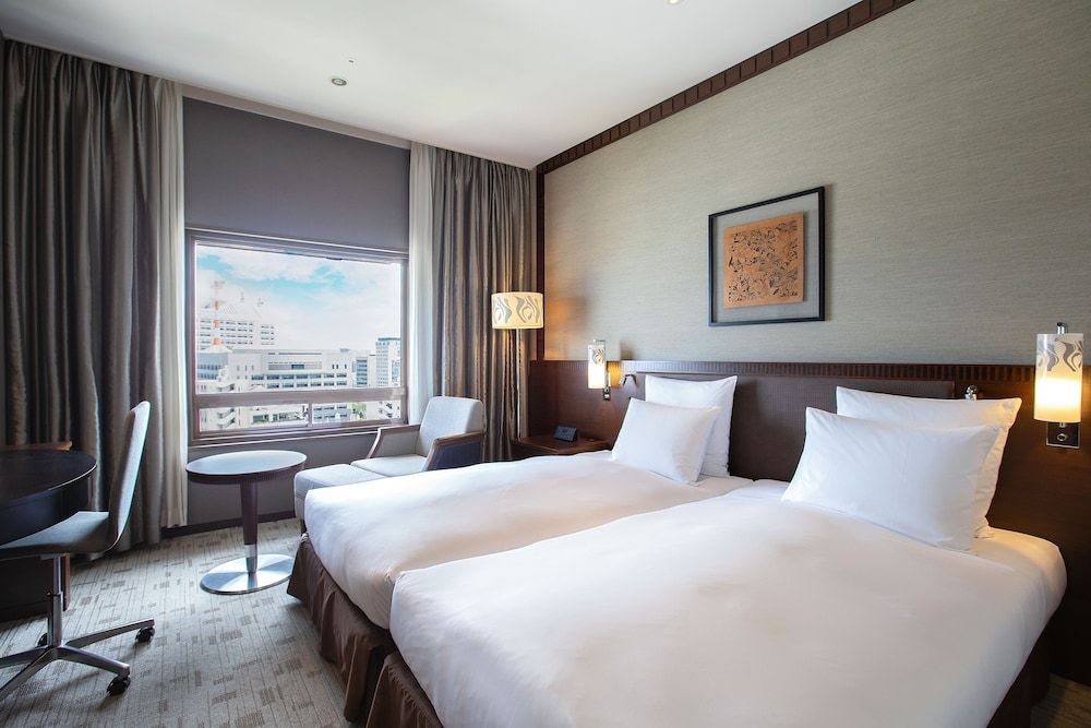 Club Hollywood Twin Room, Smoking(2 Single Beds, with Lounge Access)