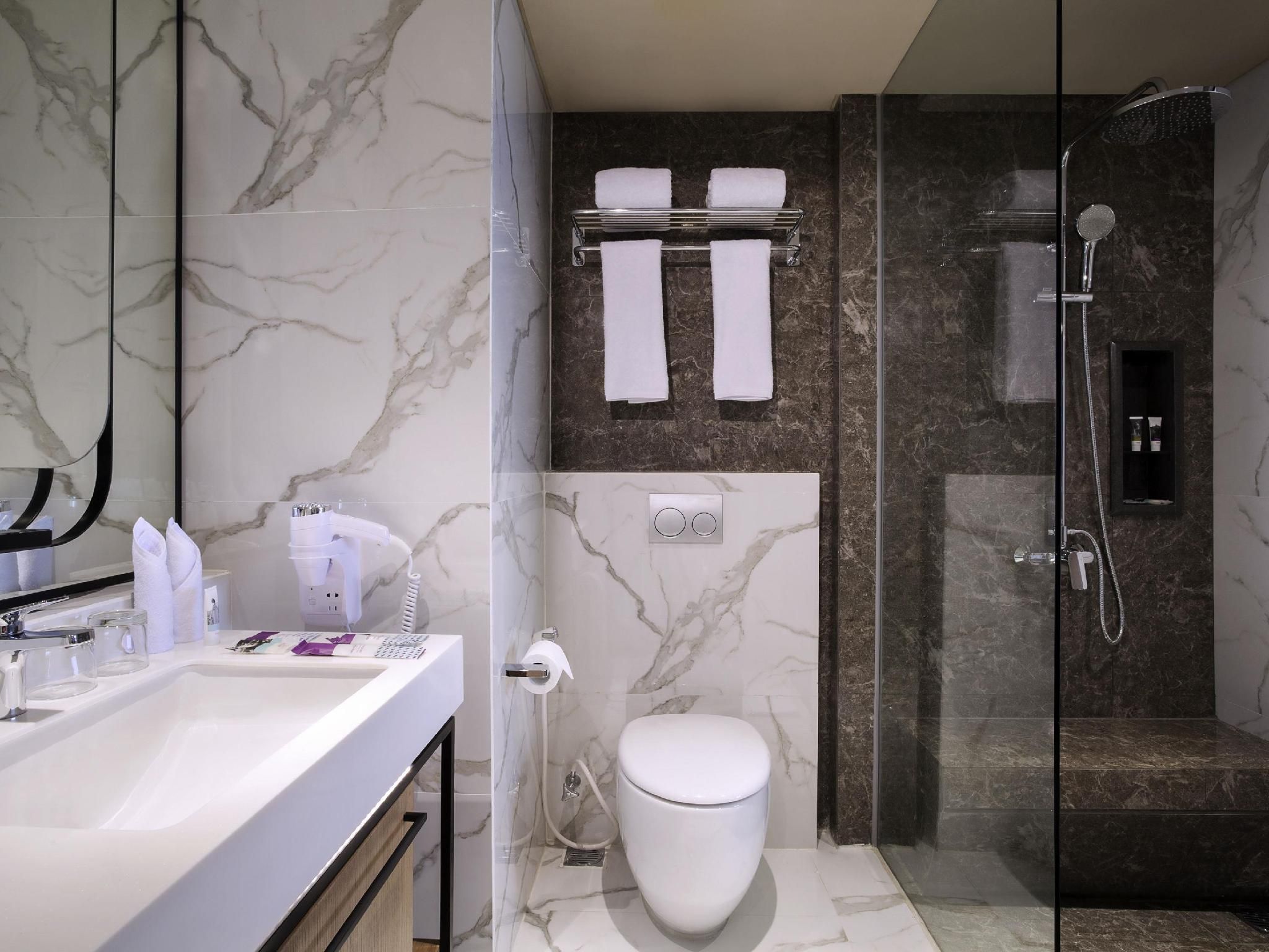 undefined Mercure Jakarta Batavia 9