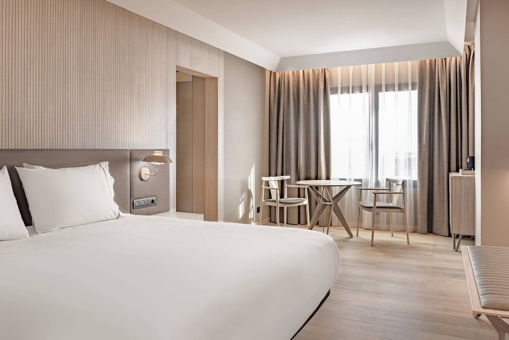 Standard Room, 1 Queen Bed, Non Smoking