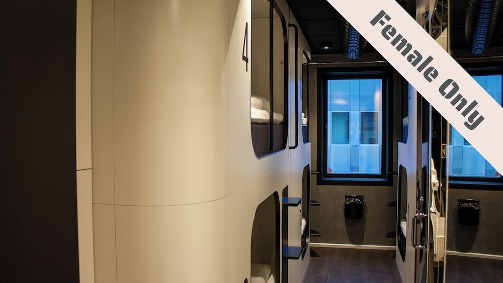 Shared Dormitory, Women only (6)