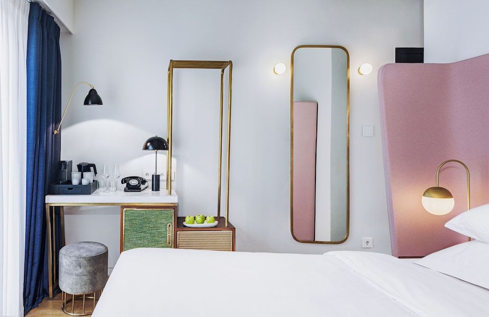 Gatsby Athens Double Room (Juliet) 4