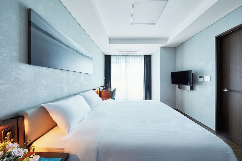 undefined Felix by STX Hotel & Suite 3