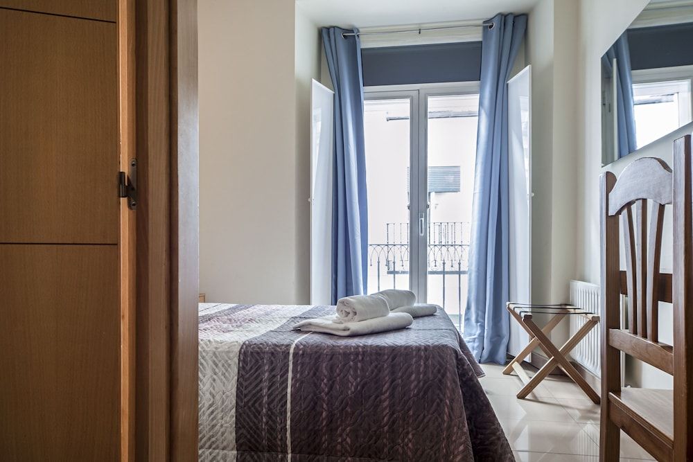 undefined INTER Puerta del Sol - Auto Check-in 8