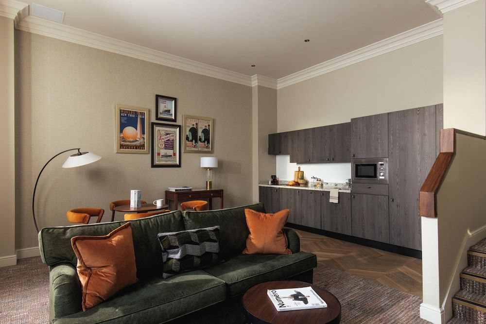 undefined Native Glasgow 3