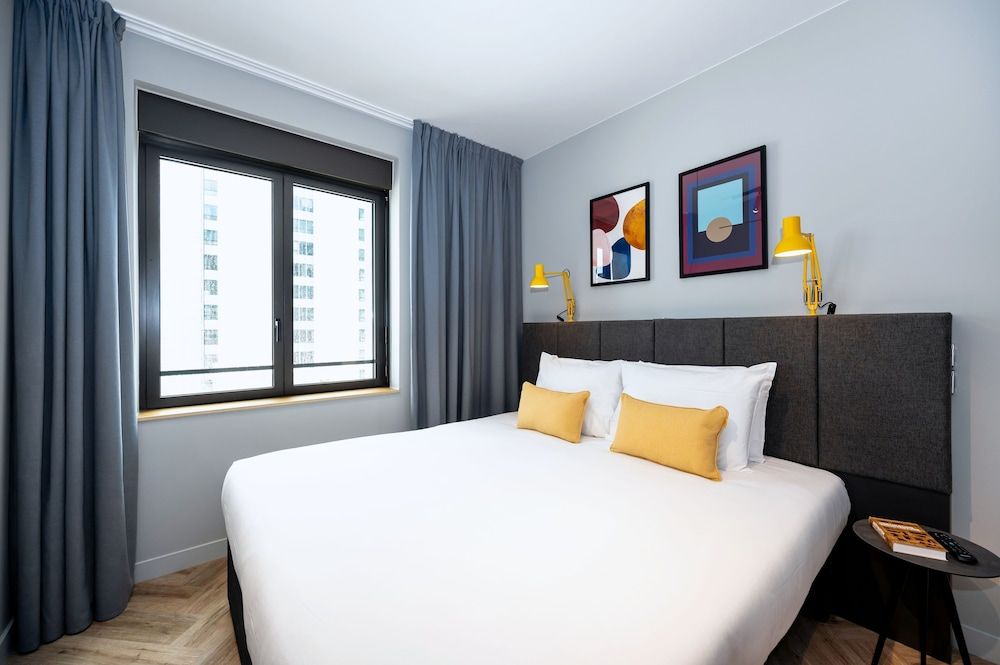 One Bedroom Apartment