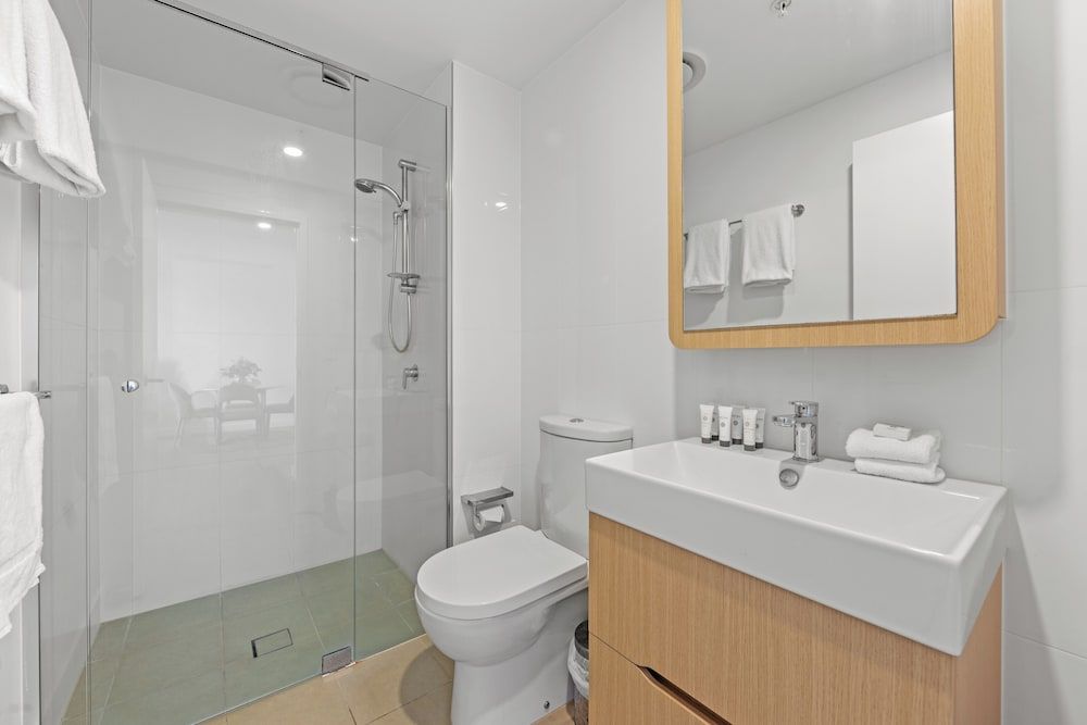 Brisbane One Apartments by CLLIX Standard Apartment, 2 Bedrooms, 1 Bathroom 5