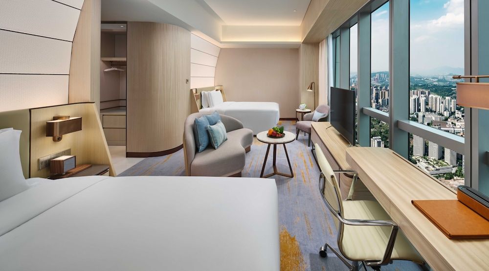InterContinental Chongqing Raffles City by IHG Classic Room, 2 Double Beds, City View
