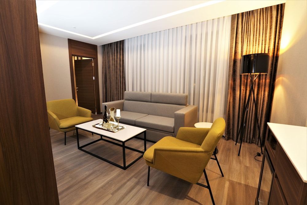 Limak Skopje Luxury Hotel Family Suite 9