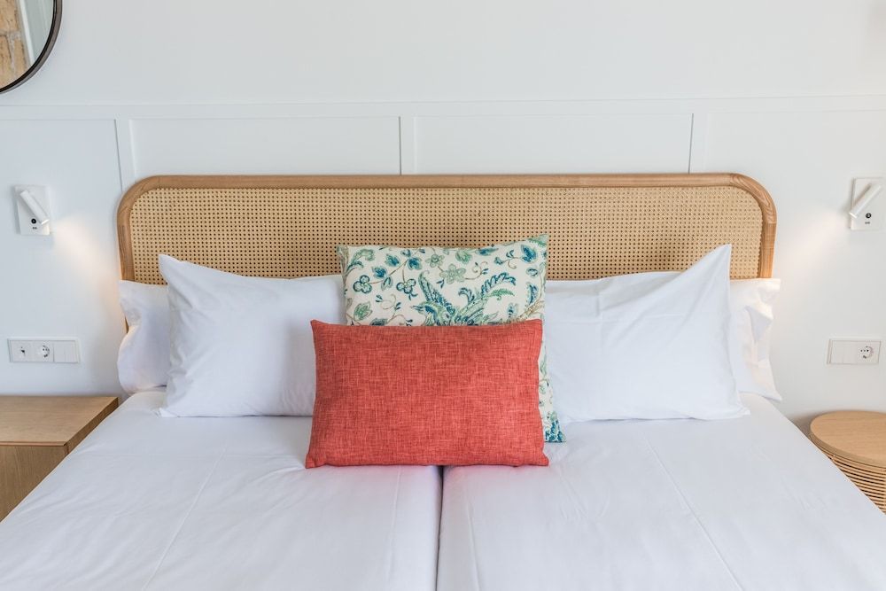 Hotel Nou Baleares Superior Double Room 4