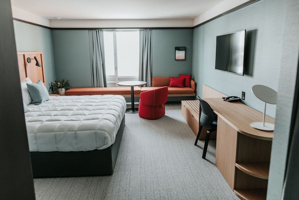 Standard Room, 1 King Bed