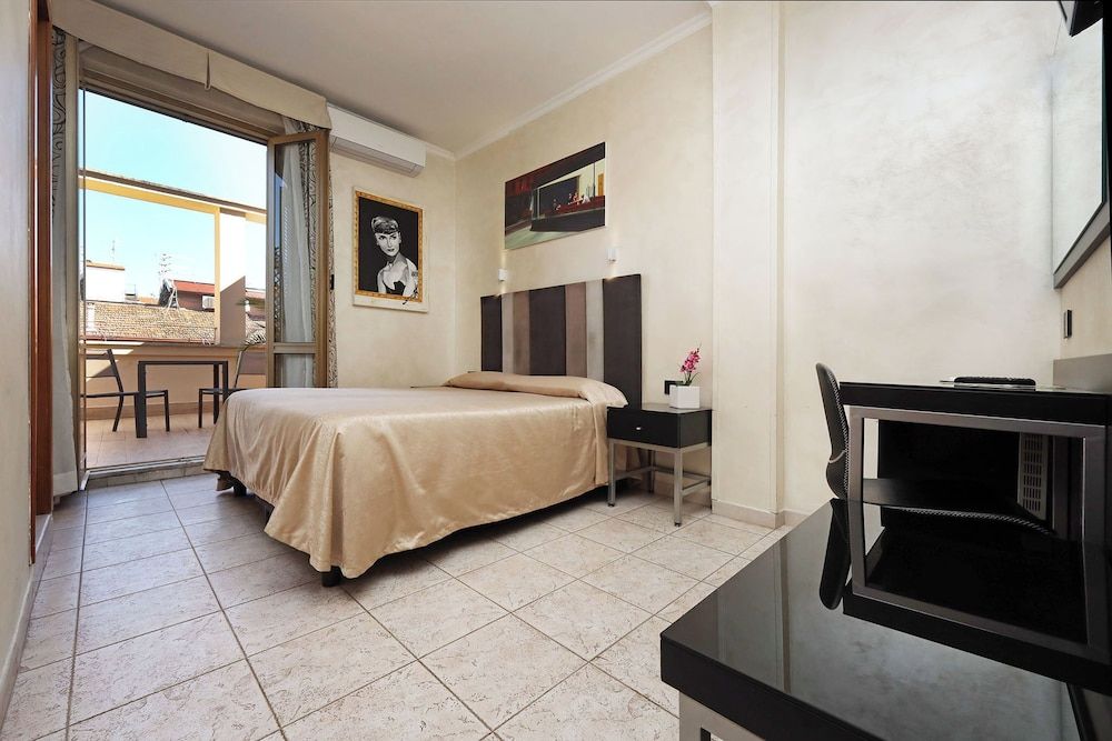 Hotel Rimini Double Room 3
