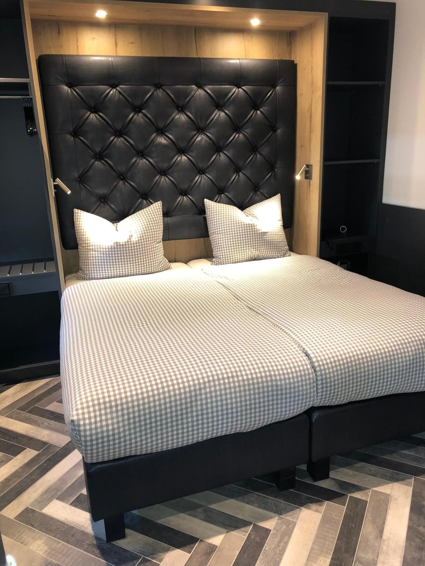 Munich Deluxe Hotel Double Room 3