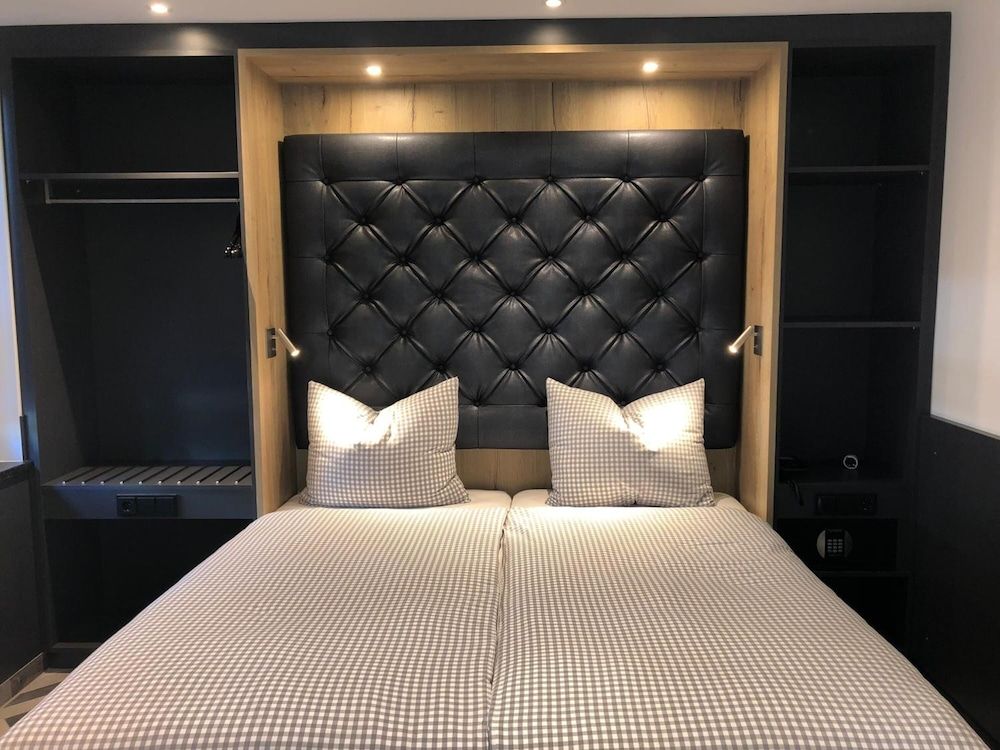 undefined Munich Deluxe Hotel