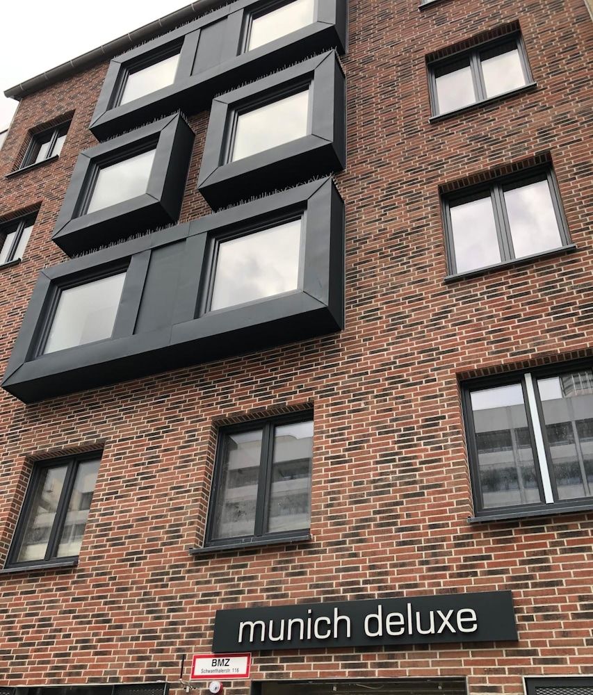 undefined Munich Deluxe Hotel 3