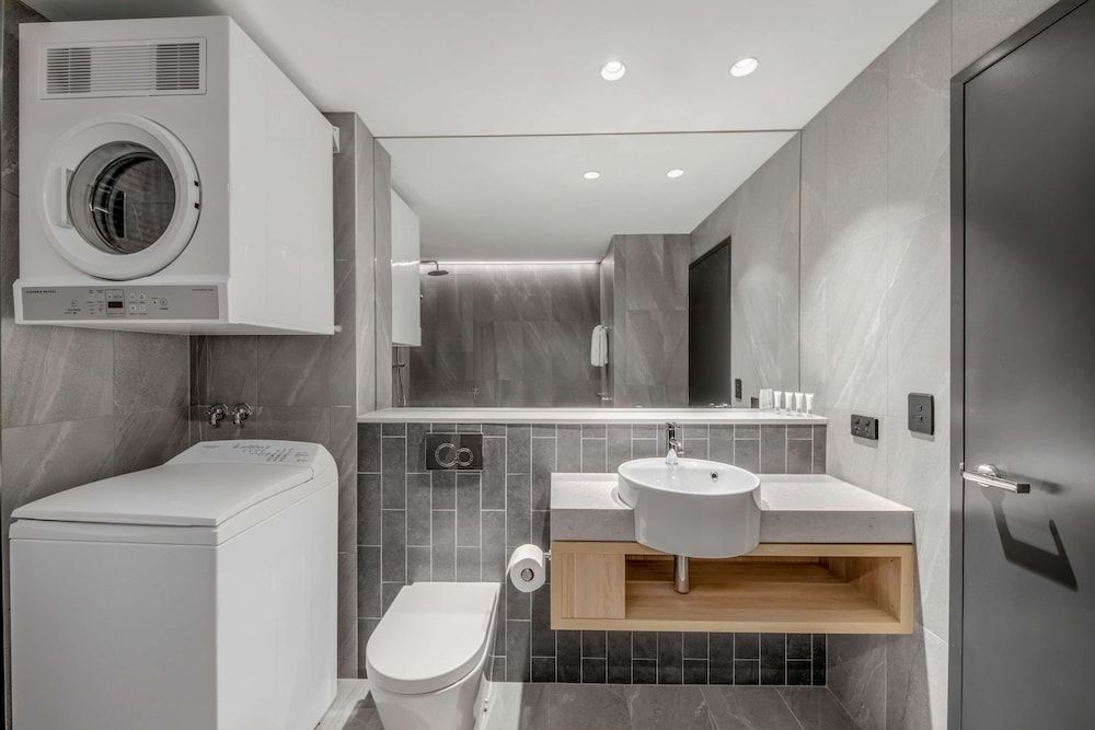 Vibe Hotel Hobart One Bedroom Apartment 5