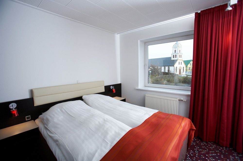 Hotel Tórshavn Medium Room with Sea View 3