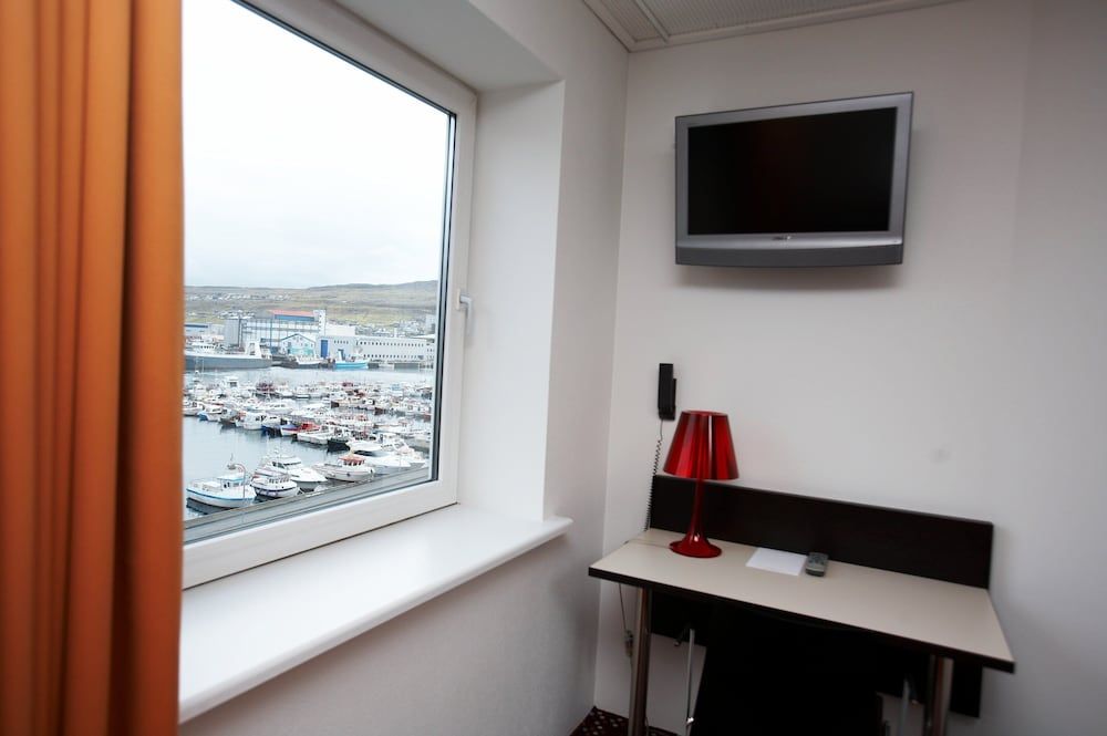 Hotel Tórshavn Medium Room with Sea View 7