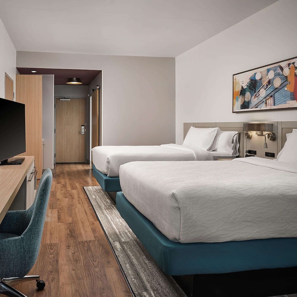 Room, 2 Queen Beds, Accessible, Bathtub (Hearing)