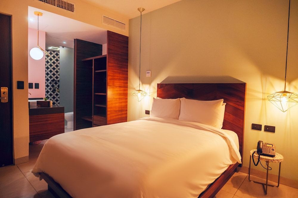 CALIXTA Hotel Classic Room 2