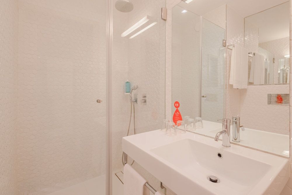 undefined Moov Hotel Porto Centro 9