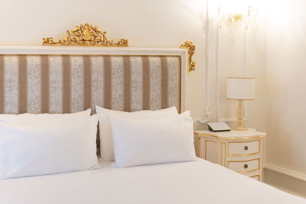 Cà Bonfadini Historic Experience Superior Double Room 6