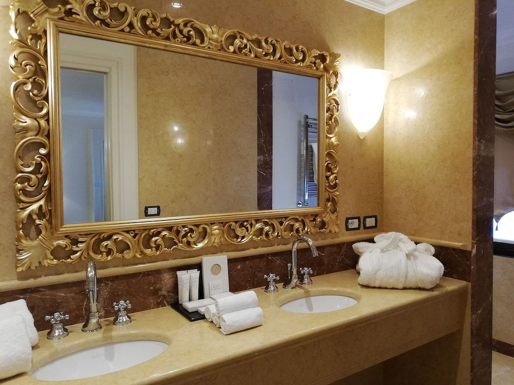 Cà Bonfadini Historic Experience Superior Double Room 12