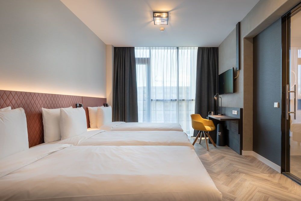 undefined Hotel New Kit 4
