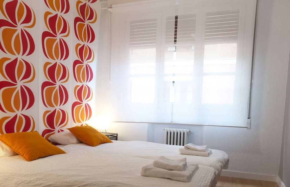 Woohoo Hostal Madrid Double or Twin Room 5