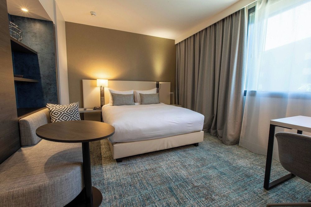 Standard Studio, 1 Queen Bed