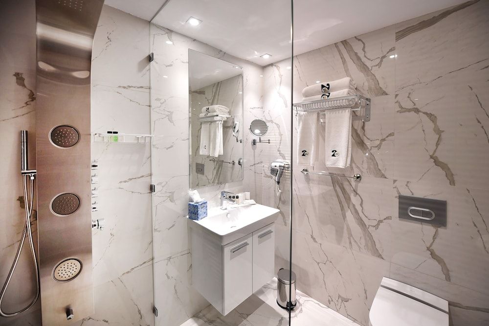 Flower Town Hôtel & Spa Superior Double or Twin Room 6