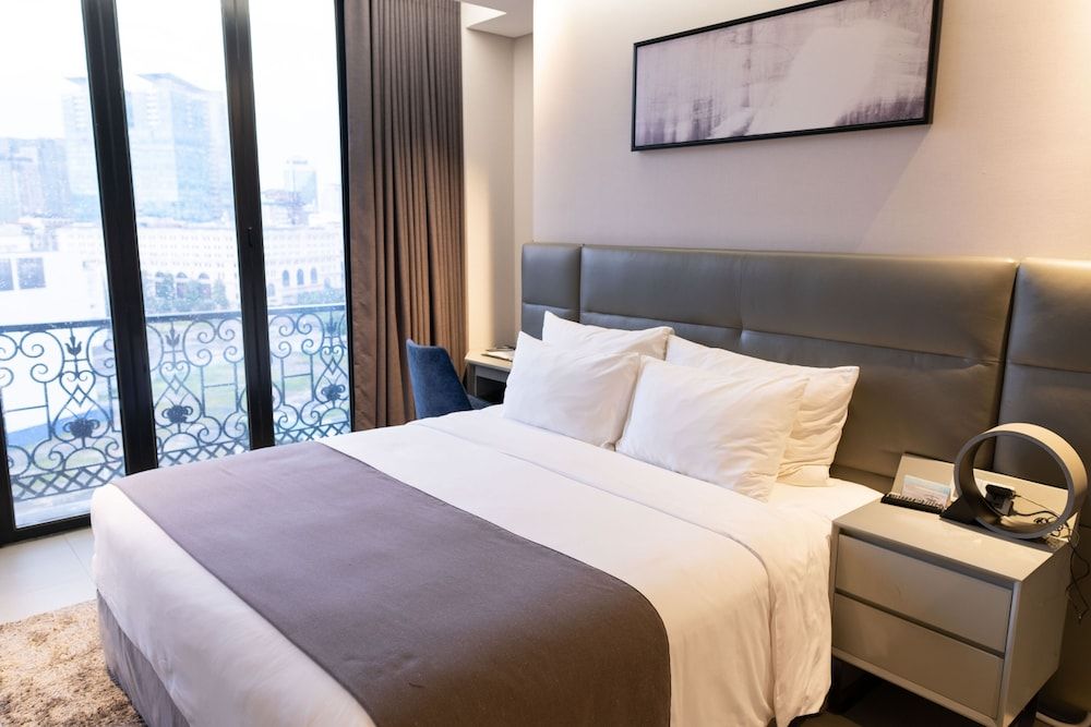 Culture Suite, King, City View