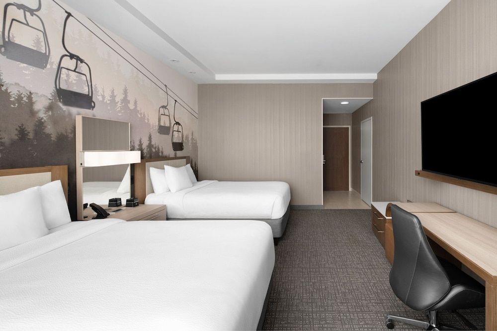 Room, 2 Queen Beds, Bathtub (Mobility/Hearing Accessible, Tub)