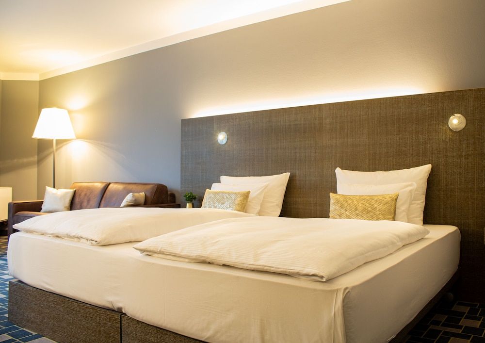 GINN Hotel Berlin - Potsdam Family Triple Room 5